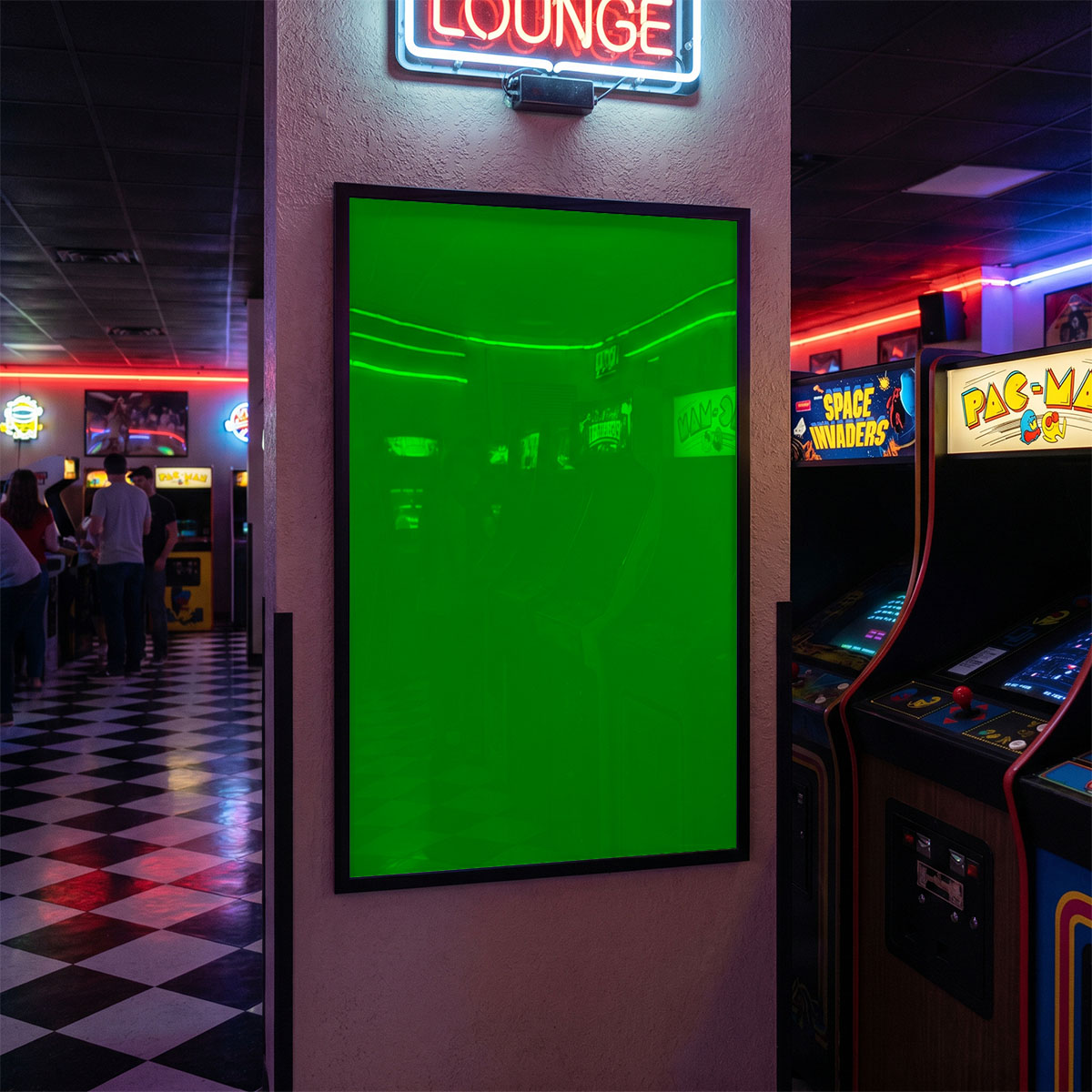 Main mockup image