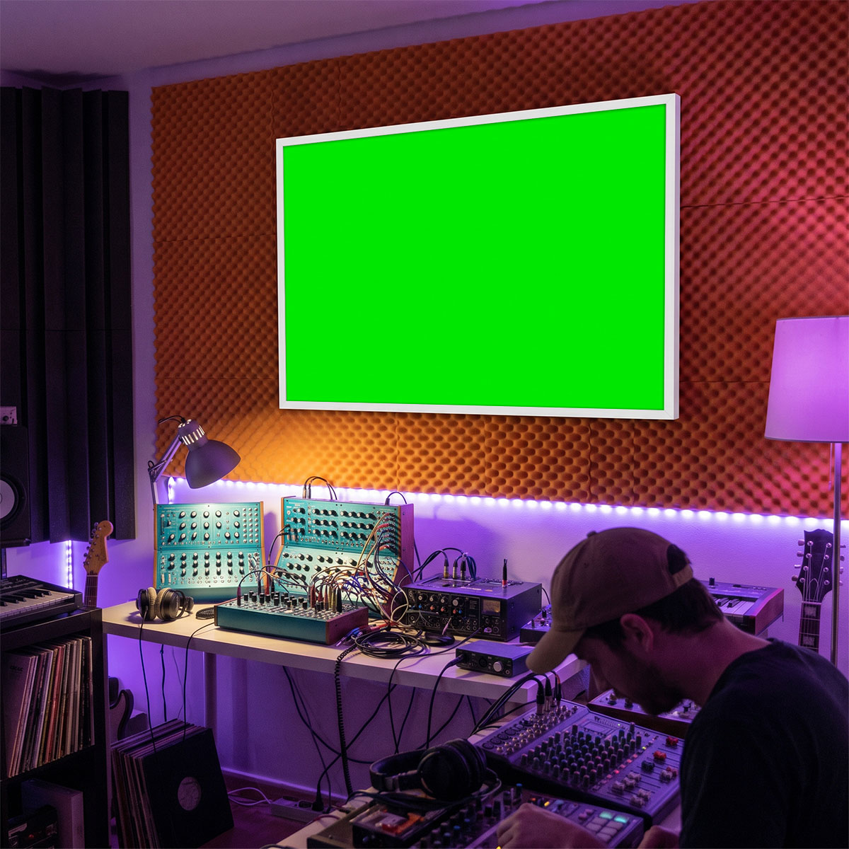 Main mockup image