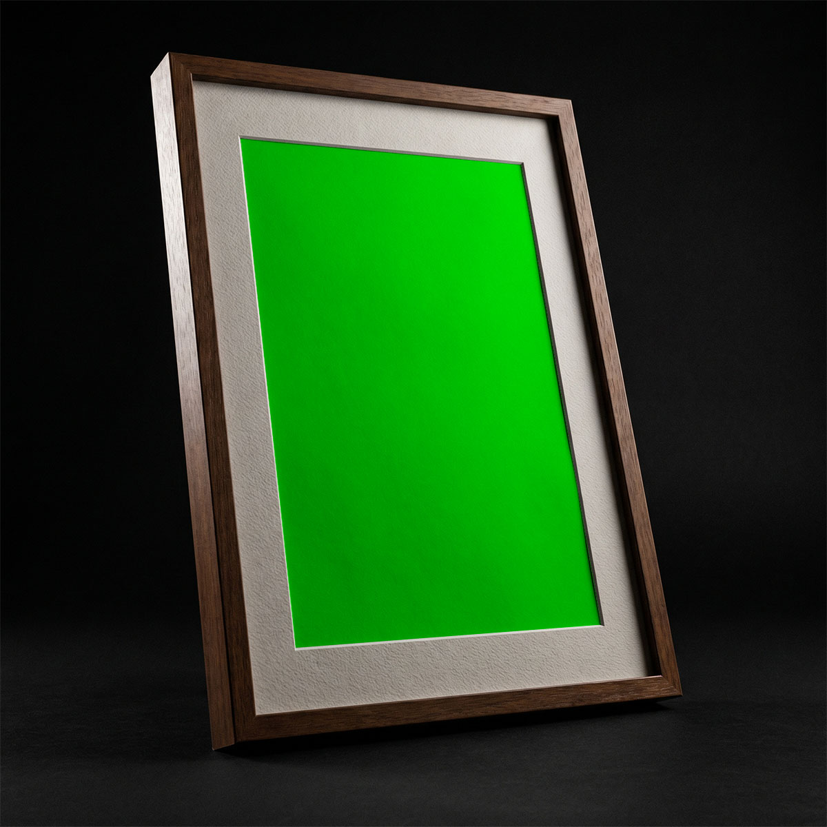 Main mockup image