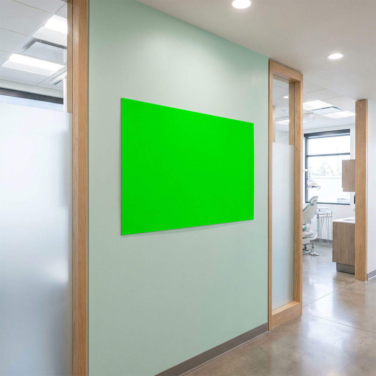 Main mockup image